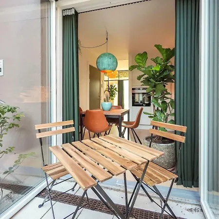 Green Apartment